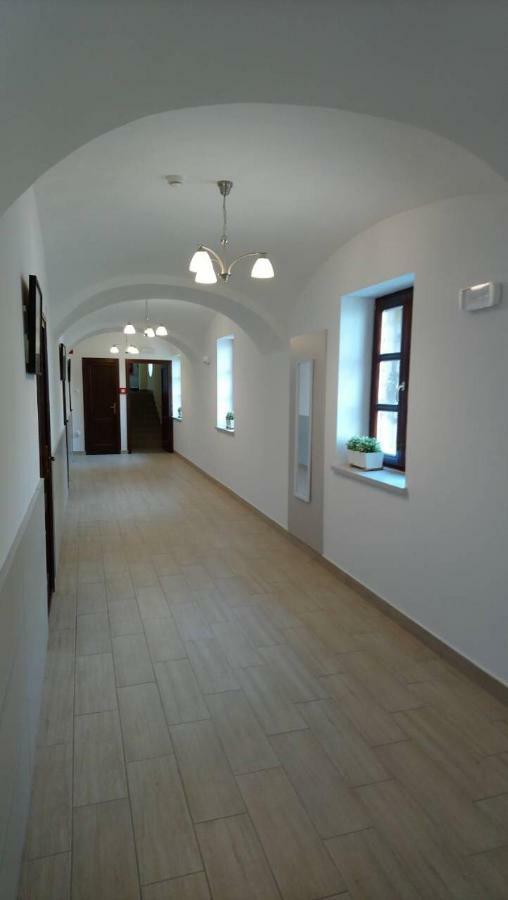 River Apartmanhaz Jaszbereny Exterior photo